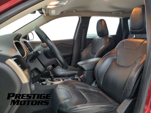 Used 2015 Jeep Cherokee Limited AWD/4WD image 17
