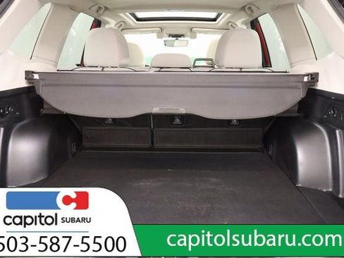 Used 2020 Subaru Forester Premium image 31