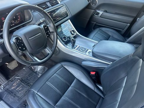 Used 2020 Land Rover Range Rover Sport HSE image 11