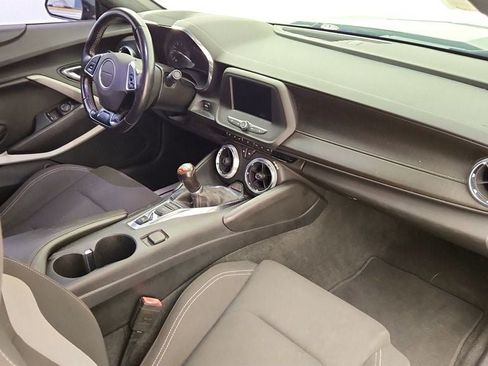 Used 2020 Chevrolet Camaro LT RWD image 21
