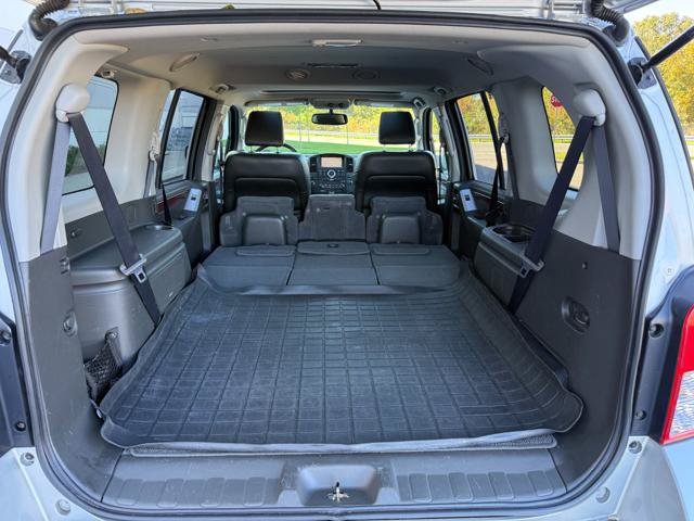 Used 2012 Nissan Pathfinder LE AWD/4WD image 28