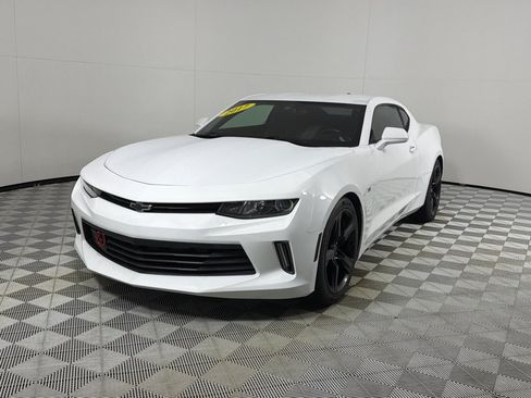 Used 2017 Chevrolet Camaro LT RWD image 8