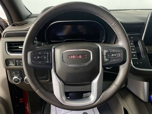 Certified 2023 GMC Yukon SLT w/ SLT Premium Package AWD/4WD image 14