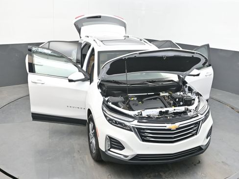 Used 2023 Chevrolet Equinox Premier image 40