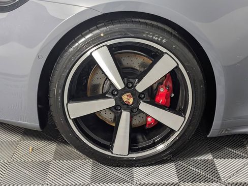 New 2026 Porsche 911 Carrera 4S image 13