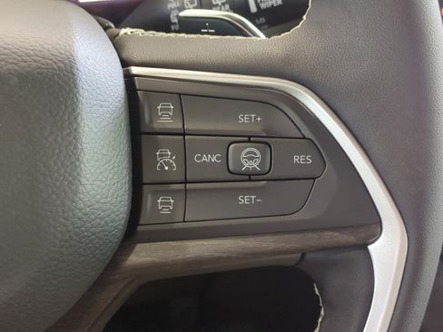 New 2026 Jeep Grand Cherokee Altitude image 28