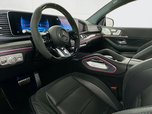 Used 2024 Mercedes-Benz GLE 53 AMG 4MATIC Coupe w/ Driver Assistance Package image 7