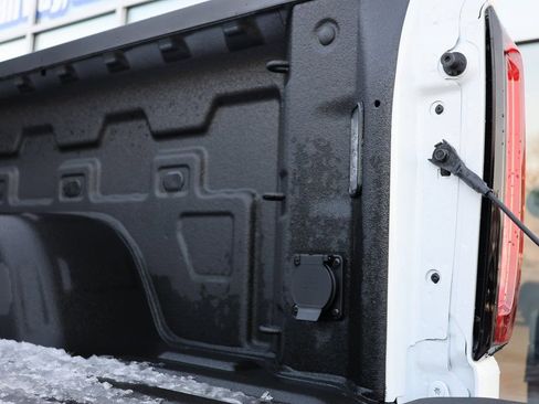 New 2025 GMC Sierra 1500 AT4X image 38