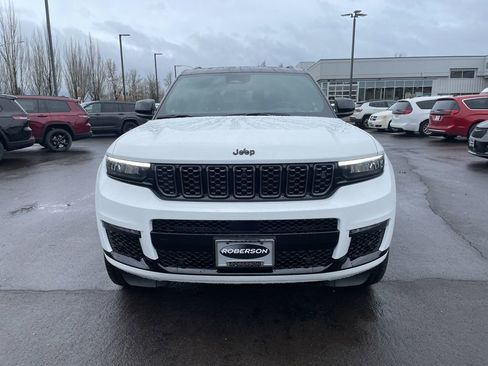 New 2025 Jeep Grand Cherokee L Summit AWD/4WD image 9