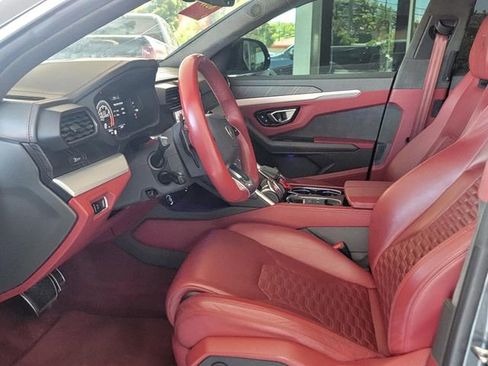 Used 2020 Lamborghini Urus AWD/4WD image 9