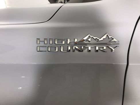 New 2026 Chevrolet Suburban High Country w/ Sun And Tow Package image 6