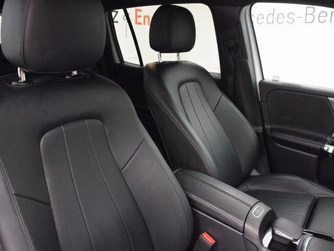 Certified 2022 Mercedes-Benz GLB 250 4MATIC image 16