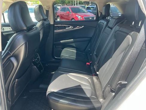 Used 2023 Lincoln Nautilus Reserve w/ Equipment Group 201A image 17