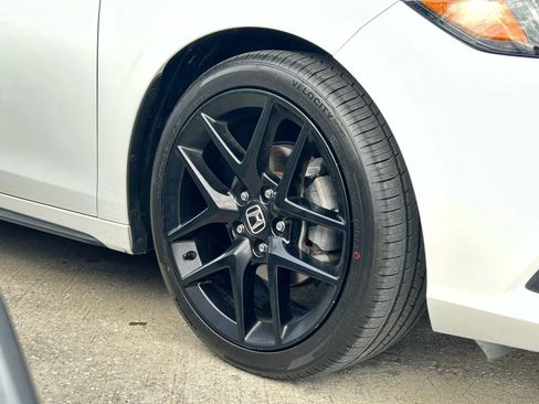 Used 2022 Honda Civic Sport image 8