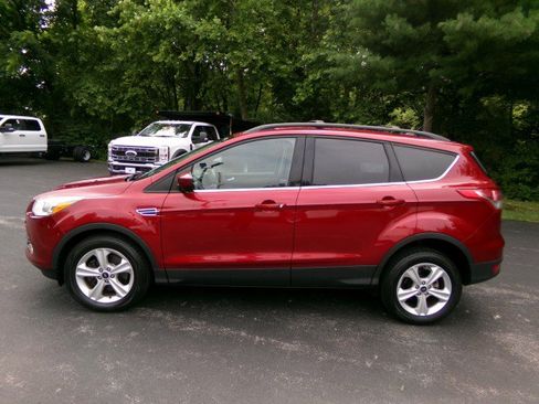 Used 2014 Ford Escape SE w/ Equipment Group 201A AWD/4WD image 6