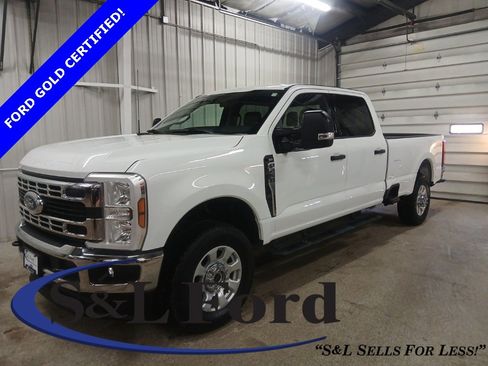 Used 2024 Ford F250 XLT image 1