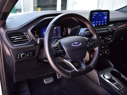 Used 2023 Ford Escape ST-Line w/ Equipment Group 301A FWD image 39