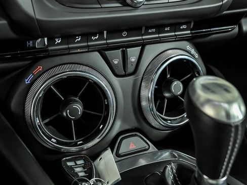 Used 2018 Chevrolet Camaro SS RWD image 27