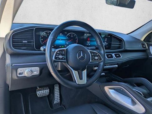 Used 2023 Mercedes-Benz GLS 450 4MATIC image 7