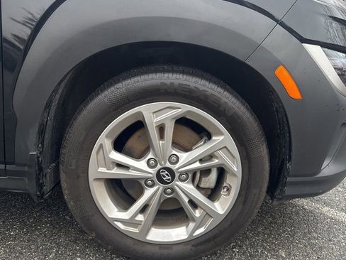 Used 2023 Hyundai Kona SEL image 18