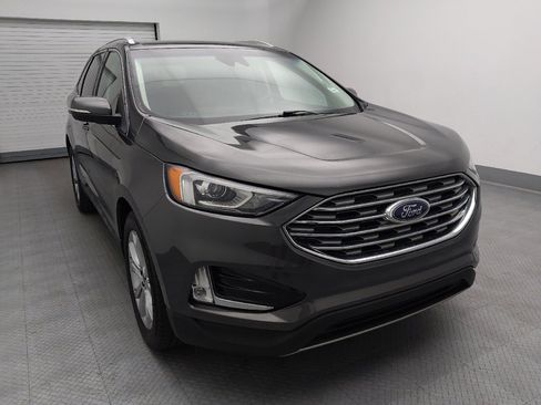Used 2019 Ford Edge Titanium AWD/4WD image 14