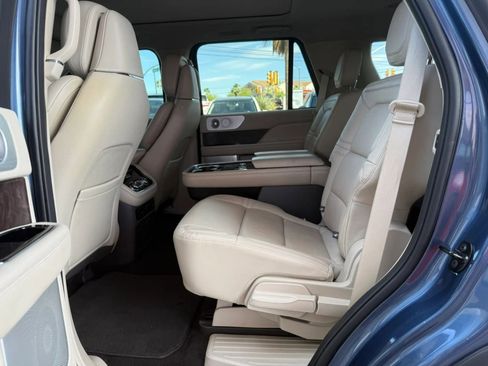 Used 2020 Lincoln Navigator Reserve w/ Luxury Package AWD/4WD image 46