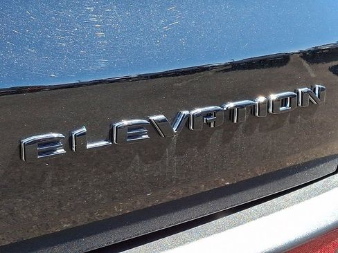 Used 2025 GMC Acadia Elevation AWD/4WD image 34