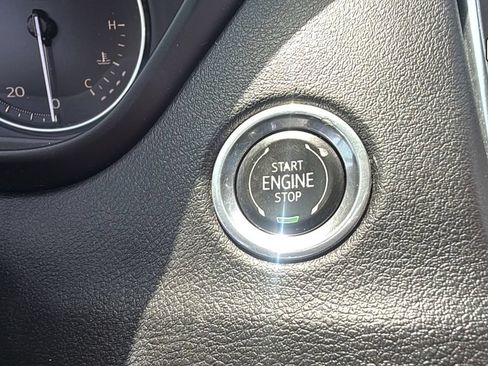 Used 2019 Cadillac XT4 Sport AWD/4WD image 21