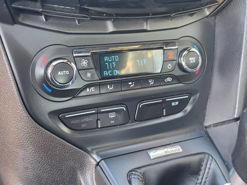 Used 2013 Ford Focus ST FWD image 18
