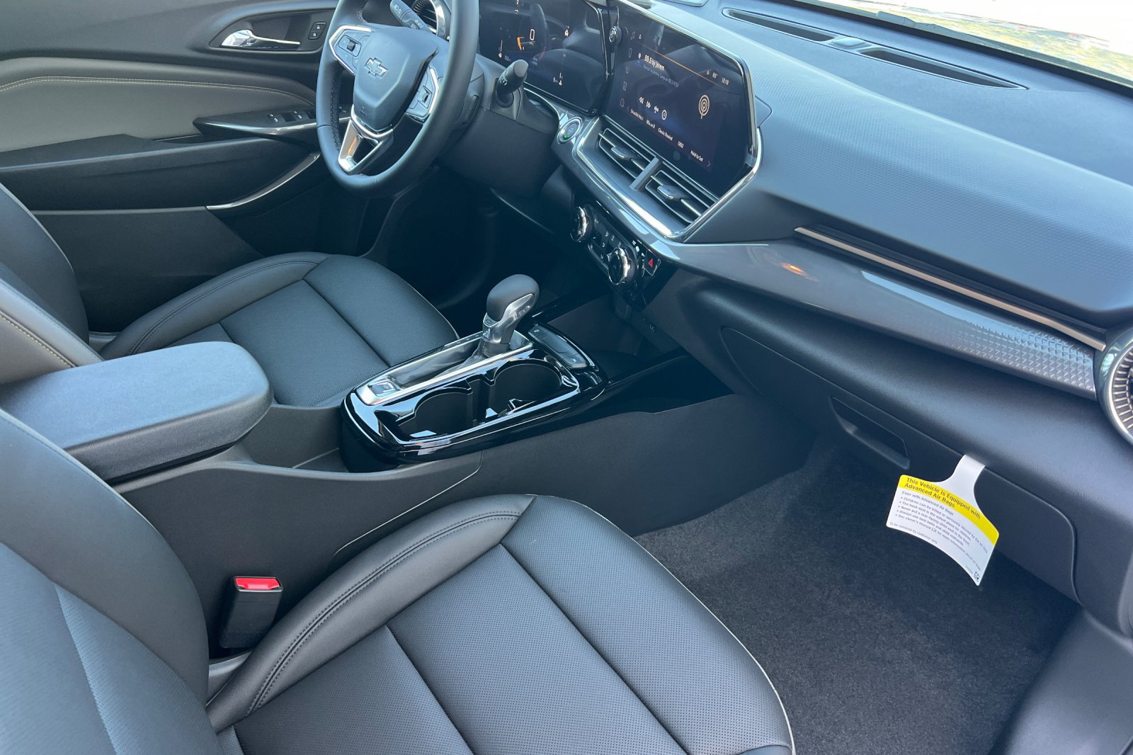 New 2026 Chevrolet Trax ACTIV w/ Driver Confidence Package FWD image 13