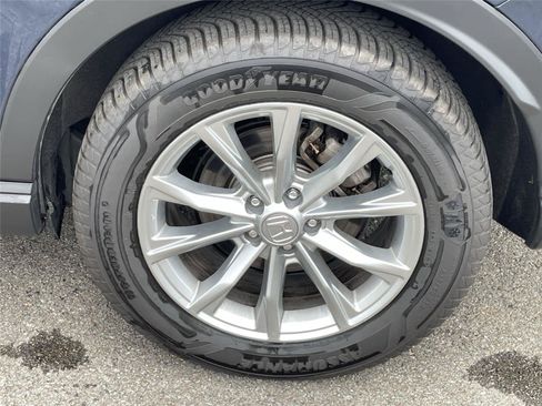 Used 2024 Honda CR-V EX image 11
