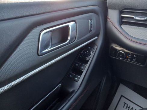 Used 2025 Ford Explorer ST-Line w/ ST-Line Street Pack image 25