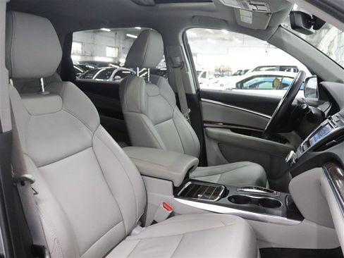 Used 2019 Acura MDX SH-AWD image 22