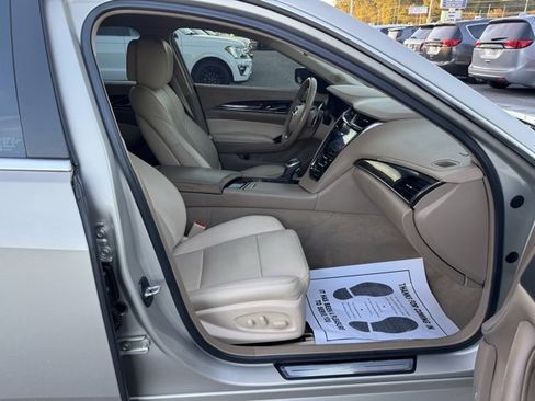 Used 2014 Cadillac CTS Luxury image 9