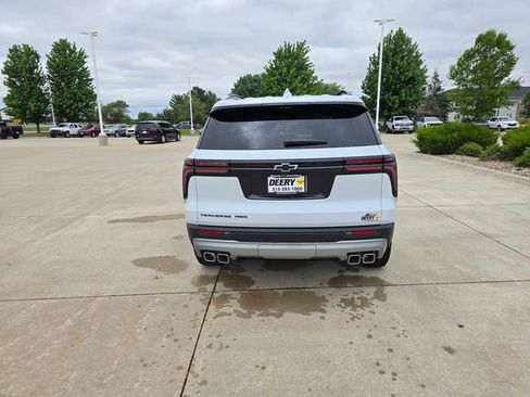 New 2026 Chevrolet Traverse Z71 w/ Driver Confidence Package AWD/4WD image 11