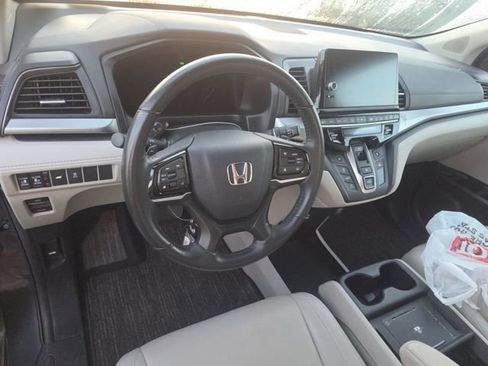 Used 2025 Honda Odyssey EX-L image 9
