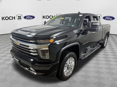 Used 2023 Chevrolet Silverado 2500 High Country w/ Z71 Off-Road Package image 3