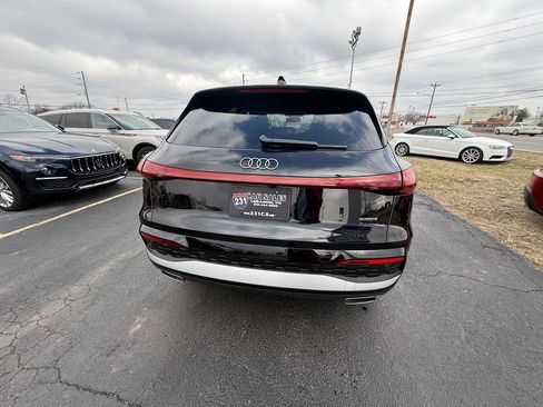 Used 2025 Audi Q5 Premium Plus w/ Premium Plus image 4
