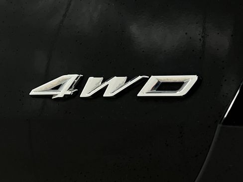 Used 2021 Ford Explorer XLT w/ Equipment Group 202A AWD/4WD image 45