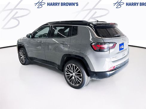Used 2023 Jeep Compass Limited w/ Elite Group AWD/4WD image 2