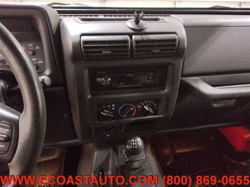 Used 2002 Jeep Wrangler X image 12