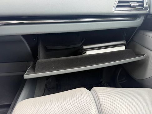 Used 2019 Lincoln Navigator Reserve AWD/4WD image 30