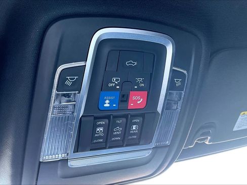 Used 2021 RAM 2500 Laramie image 32