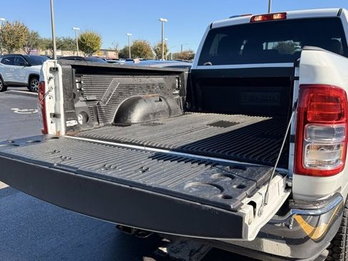 Used 2024 RAM 2500 Big Horn image 12