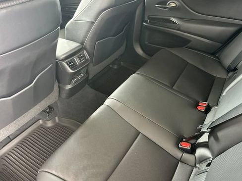 Used 2021 Lexus ES 350 w/ Premium Package FWD image 14