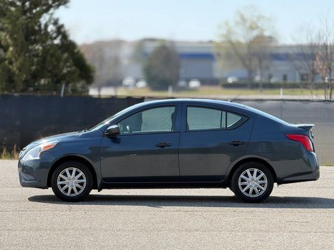 Used 2016 Nissan Versa S Plus image 8