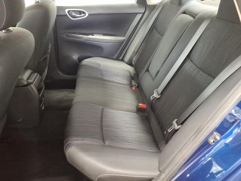 Used 2019 Nissan Sentra SV w/ Special Edition Pkg w/ Special Edition Package FWD image 19