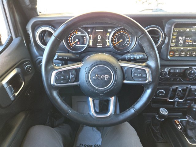 Used 2022 Jeep Wrangler Unlimited Sahara AWD/4WD image 52