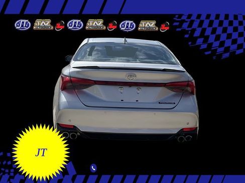 Used 2019 Toyota Avalon Touring image 6