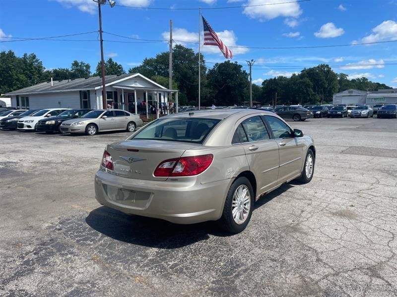 Used 2007 Chrysler Sebring Touring FWD image 5